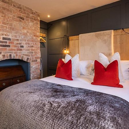 The Walled Garden At Cheshire Boutique Bathhouse Нантвич Экстерьер фото