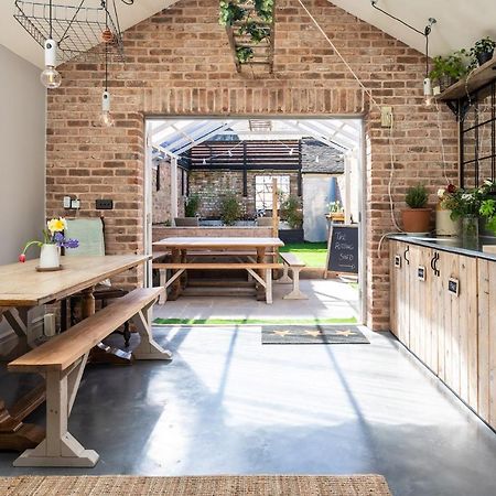 The Walled Garden At Cheshire Boutique Bathhouse Нантвич Экстерьер фото