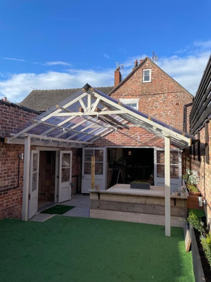 The Walled Garden At Cheshire Boutique Bathhouse Нантвич Экстерьер фото