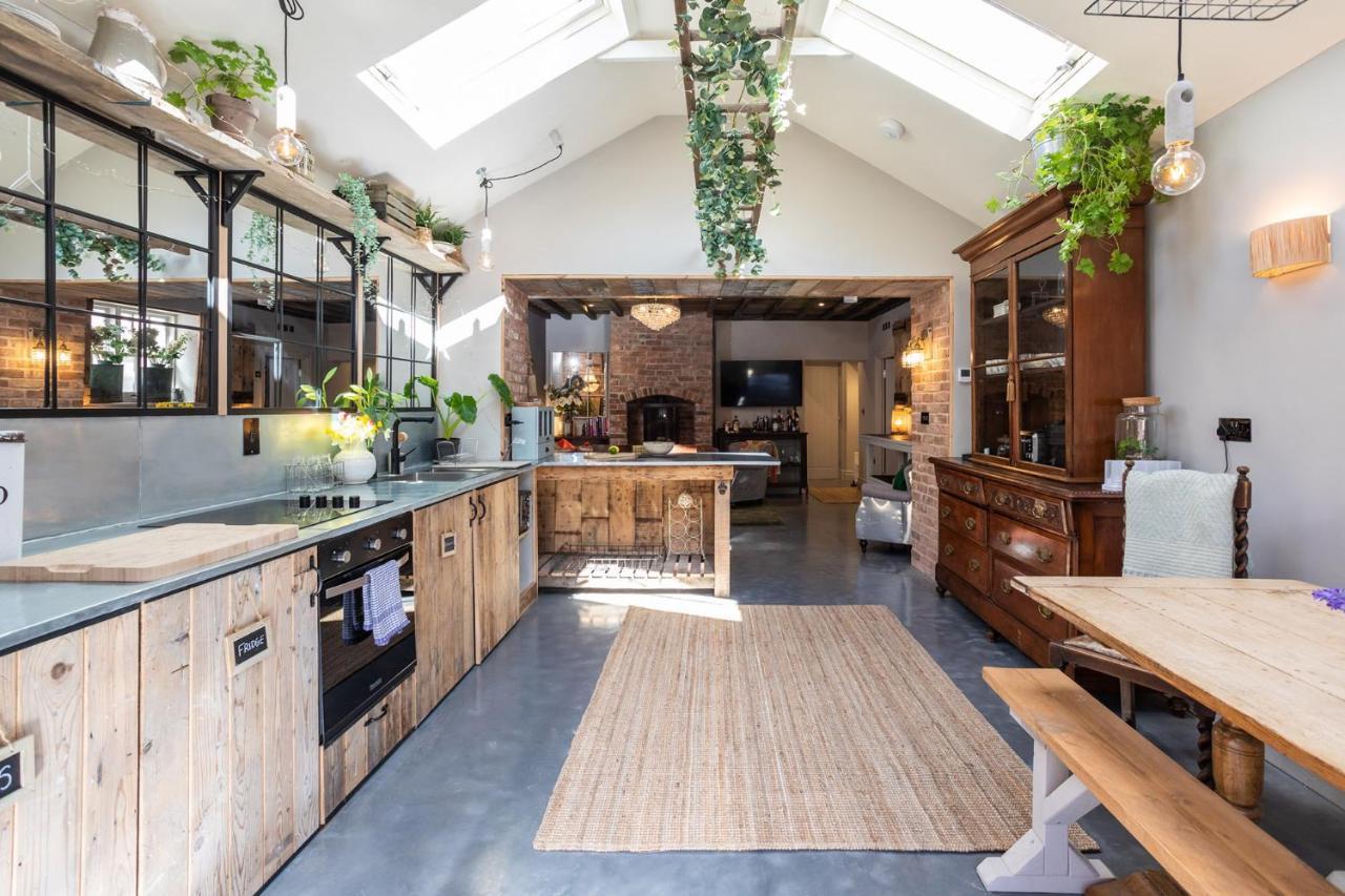 The Walled Garden At Cheshire Boutique Bathhouse Нантвич Экстерьер фото