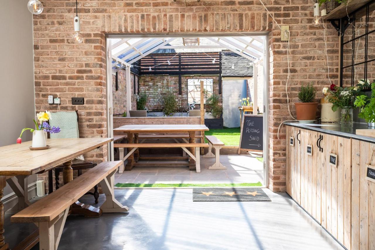 The Walled Garden At Cheshire Boutique Bathhouse Нантвич Экстерьер фото