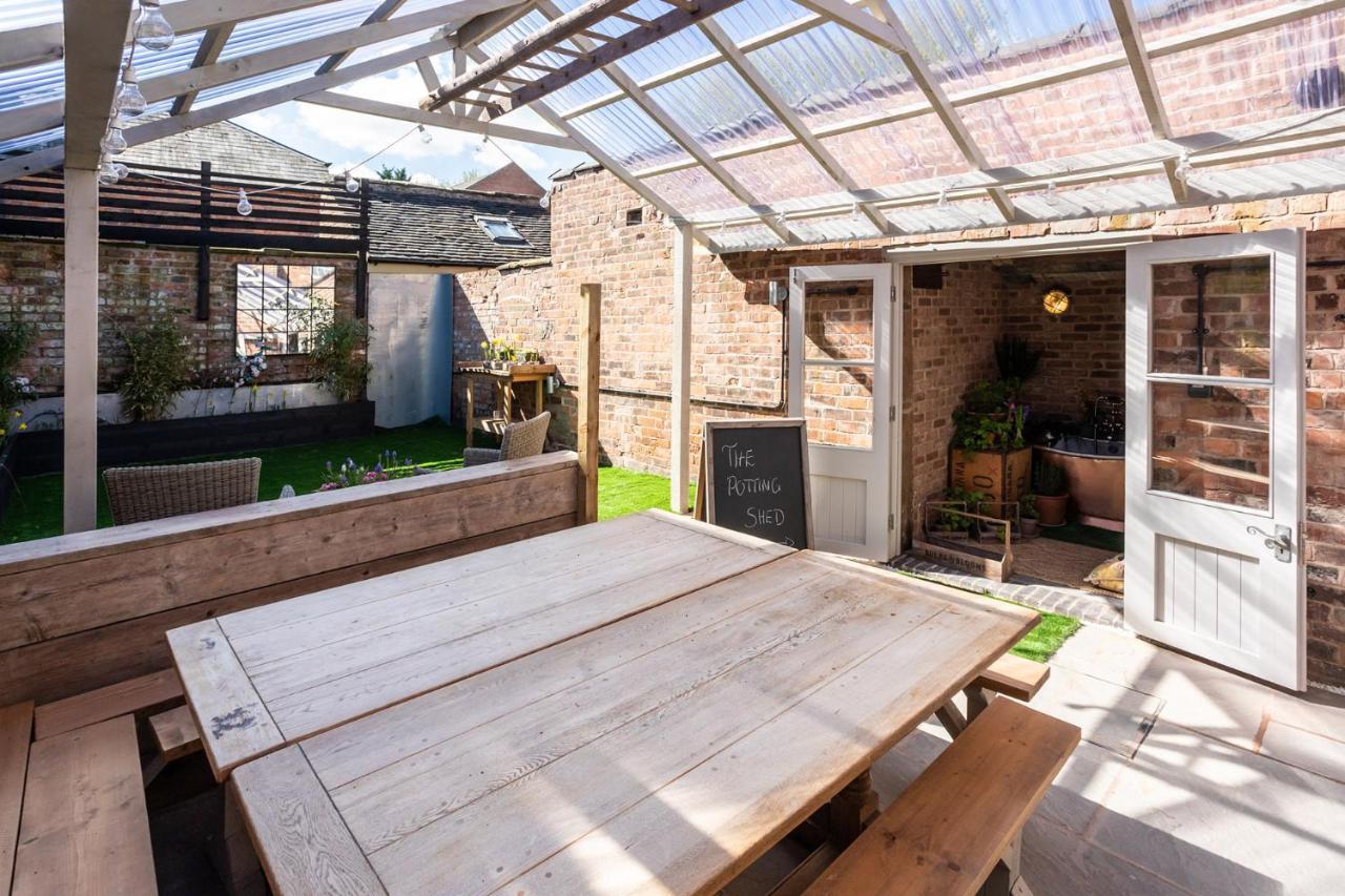The Walled Garden At Cheshire Boutique Bathhouse Нантвич Экстерьер фото