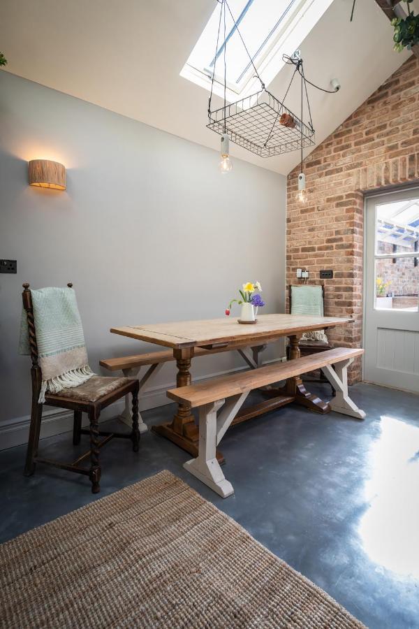 The Walled Garden At Cheshire Boutique Bathhouse Нантвич Экстерьер фото